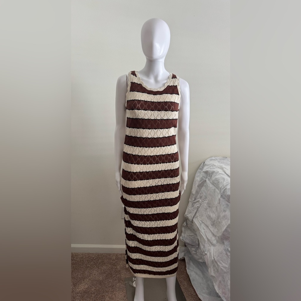 Chic Striped Sleeveless Maxi Dress